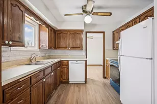 7050 Pioneer Trail, Greenfield, MN 55357 - Photo 11