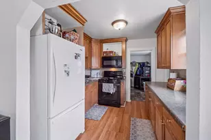415 Francis St, Faribault, MN 55021 - Photo 11
