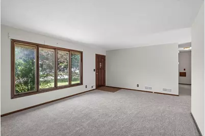 7432 Idaho Avenue N, Brooklyn Park, MN 55428 - Photo 5