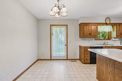 6386 255th Street, Wyoming, MN 55092 - Photo 9