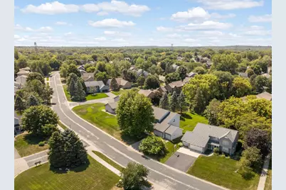 527 Hackmore Drive, Eagan, MN 55123 - Photo 11