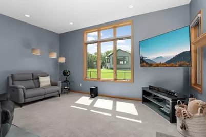 527 Hackmore Drive, Eagan, MN 55123 - Photo 19