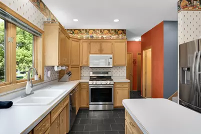 527 Hackmore Drive, Eagan, MN 55123 - Photo 23