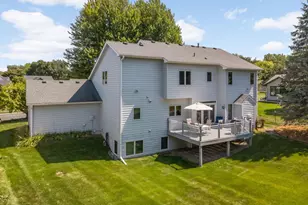 527 Hackmore Dr, Eagan, MN 55123 - Photo 3