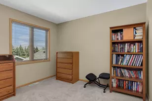 527 Hackmore Dr, Eagan, MN 55123 - Photo 39