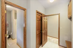 1638 Quail Ridge Cir, Woodbury, MN 55125 - Photo 71
