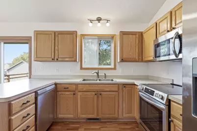 1114 Hidden Creek Boulevard, Mayer, MN 55360 - Photo 11
