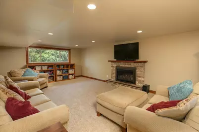 1424 Woodland Drive SW, Rochester, MN 55902 - Photo 7