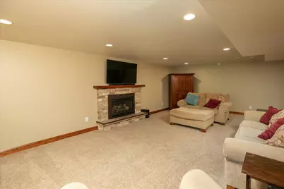 1424 Woodland Drive SW, Rochester, MN 55902 - Photo 17
