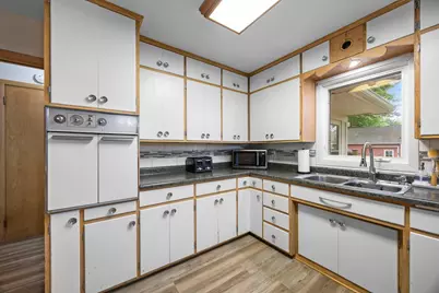 540 Clark Street, Mora, MN 55051 - Photo 9