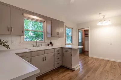 148 S Skyline Drive, Mankato, MN 56001 - Photo 9