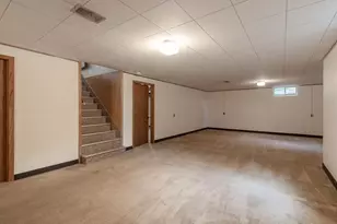148 S Skyline Dr, Mankato, MN 56001 - Photo 25