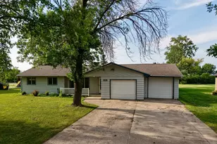 1519 6th Ave, Mountain Lake, MN 56159 - Photo 1
