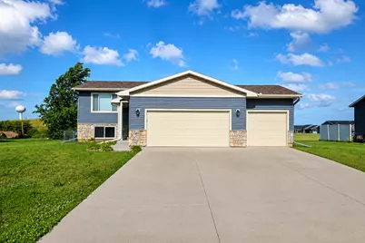 906 7th Avenue, Wanamingo, MN 55983 - Photo 3