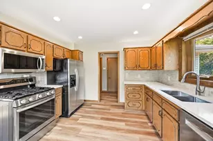 6799 Sunnyslope Dr N, Maple Grove, MN 55311 - Photo 5