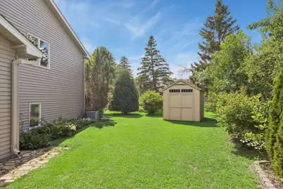 10028 Park Circle, Bloomington, MN 55420 - Photo 33
