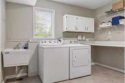 10028 Park Circle, Bloomington, MN 55420 - Photo 29