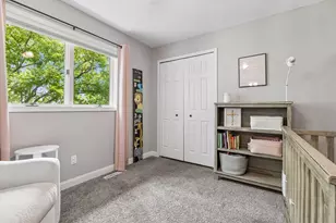 10028 Park Cir, Bloomington, MN 55420 - Photo 19