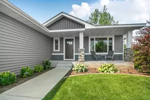 23063 Turquoise St, Saint Augusta, MN 56301 - Photo 3