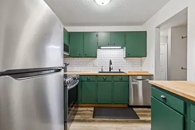 3850 Plymouth Boulevard #223, Plymouth, MN 55446 - Photo 9
