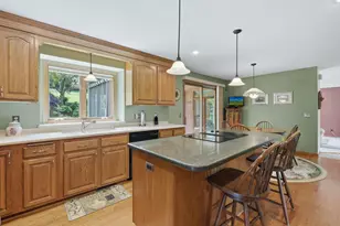 5025 W 94th St, Bloomington, MN 55437 - Photo 11
