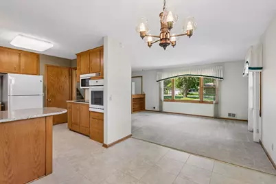 2163 29th Avenue NW, New Brighton, MN 55112 - Photo 9