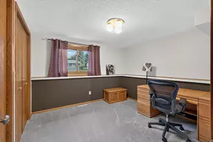 4409 Flag Ave N, New Hope, MN 55428 - Photo 37