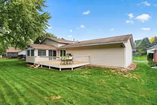 4409 Flag Ave N, New Hope, MN 55428 - Photo 7