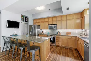 633 Dayton Ave, Saint Paul, MN 55104 - Photo 9