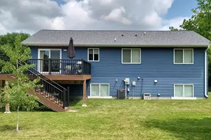 1113 9th St, Gaylord, MN 55334 - Photo 3