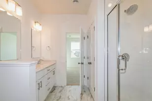 5202 Long Pointe Bay, Woodbury, MN 55129 - Photo 9