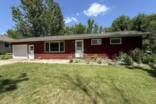 154 George Ave E, Winsted, MN 55395 - Photo 1