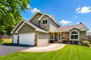 12628 Dutch Ct, Apple Valley, MN 55124 - Photo 1