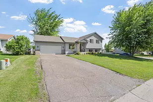 615 Buffalo Hills St, Buffalo, MN 55313 - Photo 3