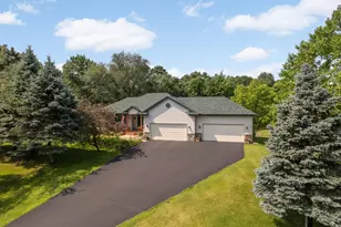 23322 Isanti St NE, Bethel, MN 55005 - Photo 3