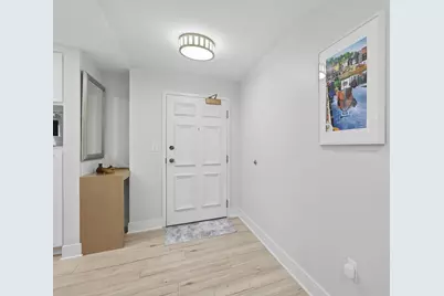 5100 France Avenue S #102, Edina, MN 55410 - Photo 7