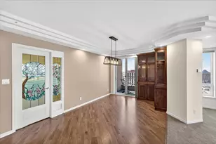 168 6th St E, Saint Paul, MN 55101 - Photo 9