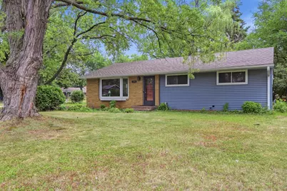 2360 Circle Drive, White Bear Lake, MN 55110 - Photo 1