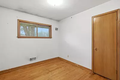 2360 Circle Drive, White Bear Lake, MN 55110 - Photo 7