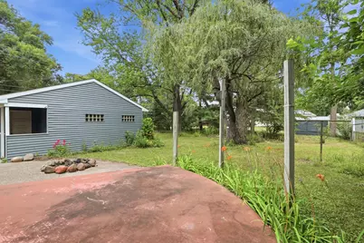 2360 Circle Drive, White Bear Lake, MN 55110 - Photo 21