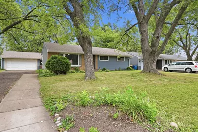 2360 Circle Drive, White Bear Lake, MN 55110 - Photo 23