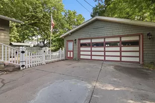 364 W Sanborn St, Winona, MN 55987 - Photo 25
