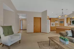 1004 Oak Pond Dr, Sartell, MN 56377 - Photo 23