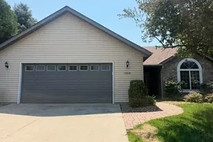 1004 Oak Pond Dr, Sartell, MN 56377 - Photo 3