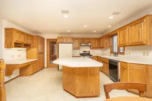 14310 Pike Lake Trail NE, Prior Lake, MN 55372 - Photo 9
