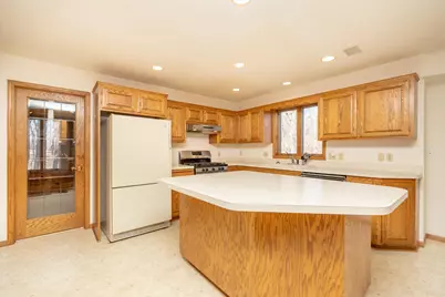 14310 Pike Lake Trail NE, Prior Lake, MN 55372 - Photo 11