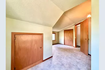 142 Red Wing Avenue S, Red Wing, MN 55066 - Photo 31