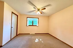 142 Red Wing Ave S, Red Wing, MN 55066 - Photo 19