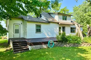 142 Red Wing Ave S, Red Wing, MN 55066 - Photo 11