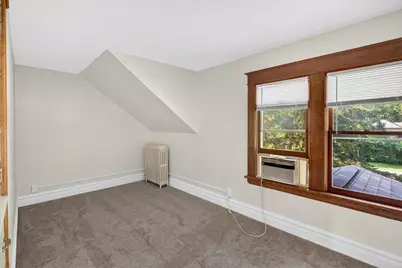2207 Holloway Avenue E, North Saint Paul, MN 55109 - Photo 39